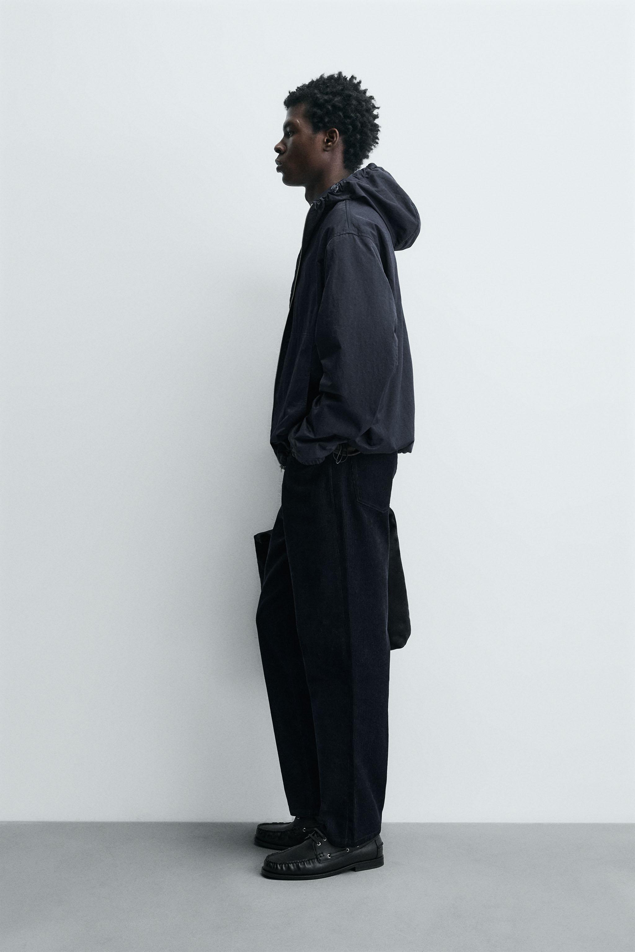 LIGHTWEIGHT TECHNICAL HOODIE JACKET